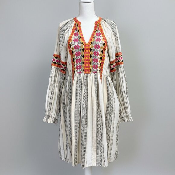 Anthropologie Dresses & Skirts - Anthropologie cream embroidered dress, size M